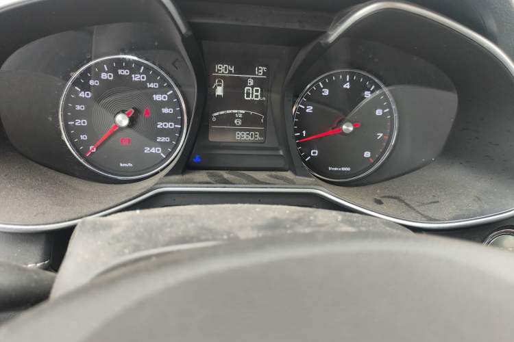 Used MG 6 2017 20T Manual Luxury Smart Connect Version China V Standard Odometer Close Up