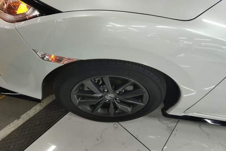 Used Honda Civic 2021 HATCHBACK 220TURBO CVT New Trendsetter