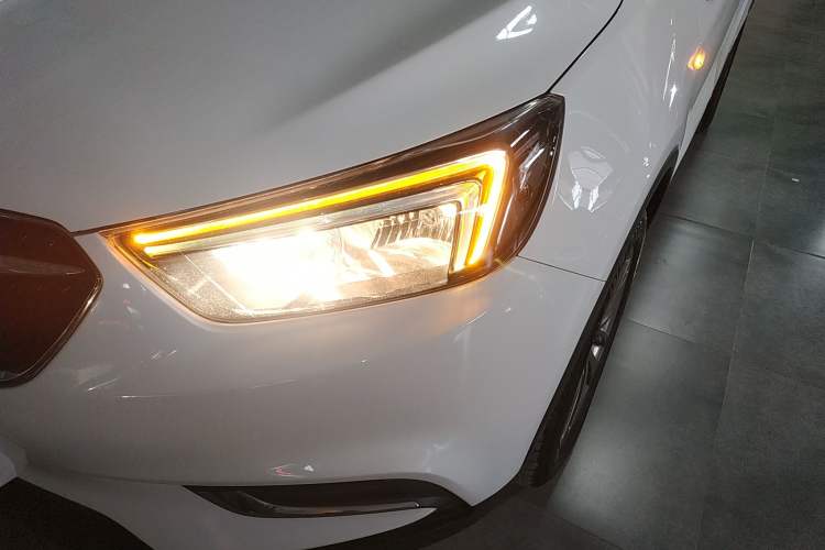 Used Buick Encore 2016 18T Automatic Two-Wheel Drive Urban Leading Edition