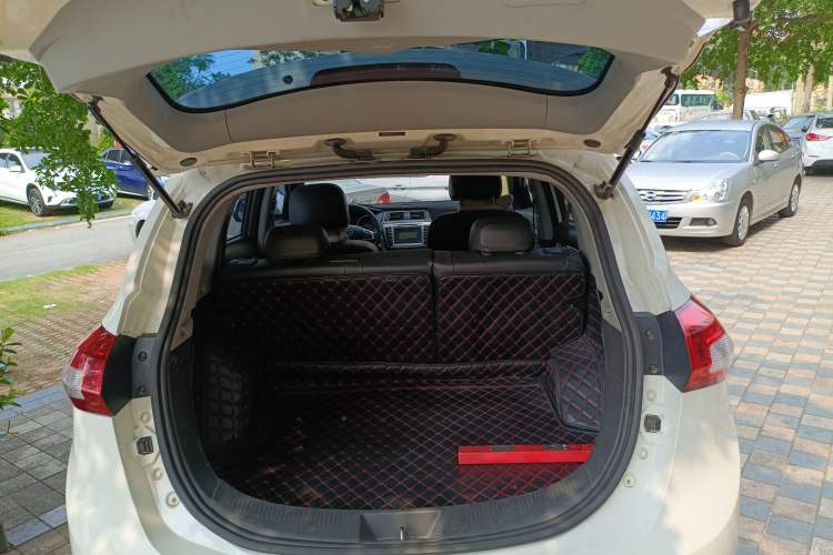 Used BAIC Senova X65 2015 2.0T Automatic Elite Model
