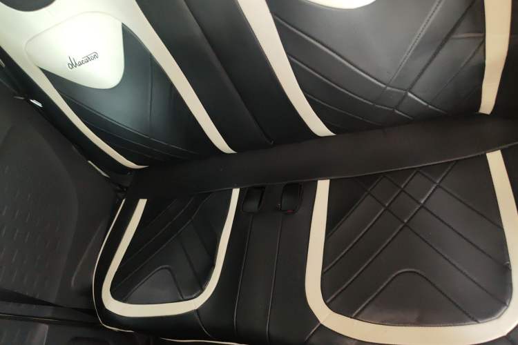 Used Wuling Hongguang MINIEV 2022 Macaron Premium Model – Lithium Iron Phosphate
