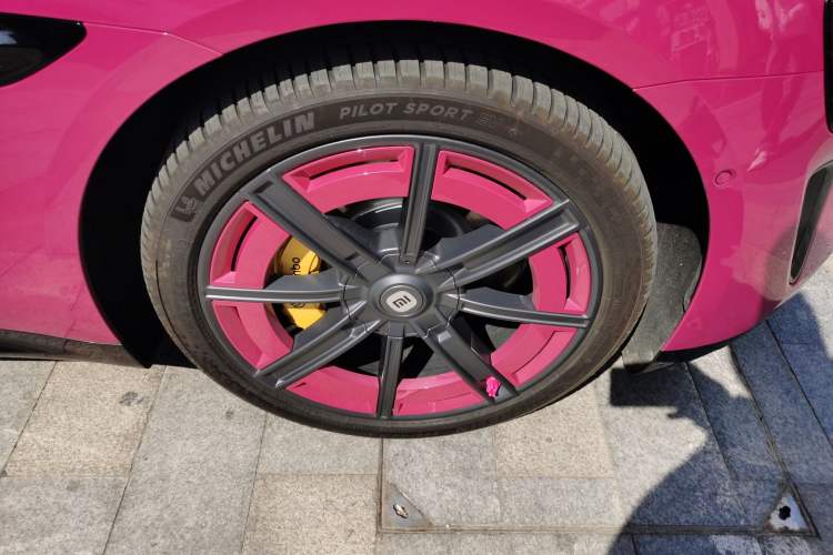 Used Xiaomi Auto SU7 2024 Four-Wheel Drive Ultra-Long Range Advanced Intelligent Driving Max Edition