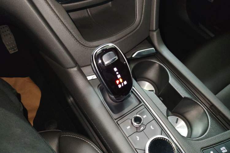 Used Cadillac XT5 2021 2.0T Two-Wheel Drive Luxury Version
