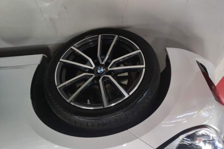 Used BMW 3 Series 2022 Restyled 320Li M Sport Package
