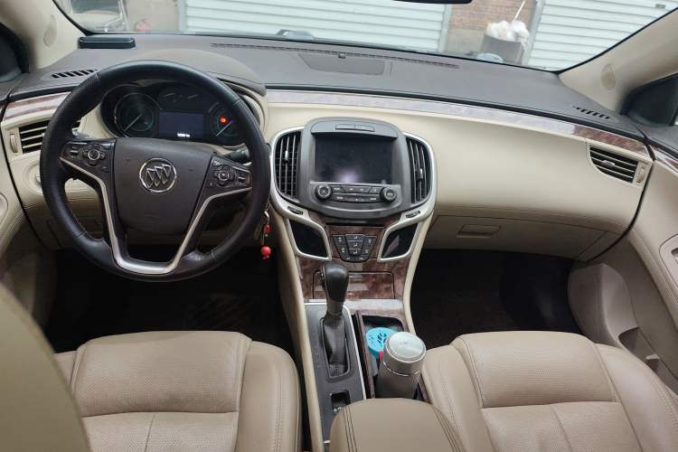 Used Buick LaCrosse 2013 2.4L SIDI Leading Comfort Version
