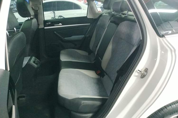 Used Volkswagen Lavida 2023 300TSI DSG Full-Comfort Edition Left Rear Seat