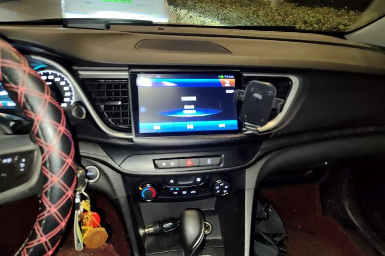 Used Buick Excelle GX 2018 18T Automatic Elite Model Audio And AC Panel