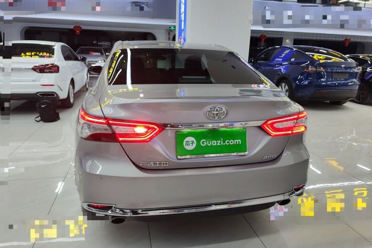 Used Toyota Camry 2023 2.0G Luxury Edition
