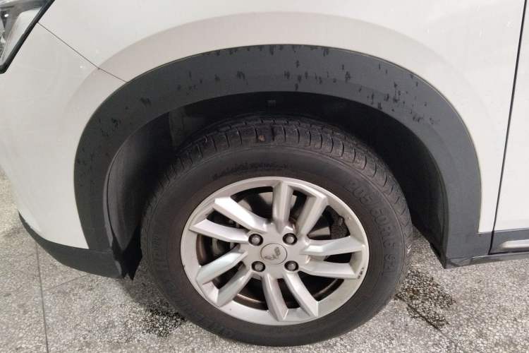 Used Wuling Alvez 2022 1.5L Manual Comfort Version