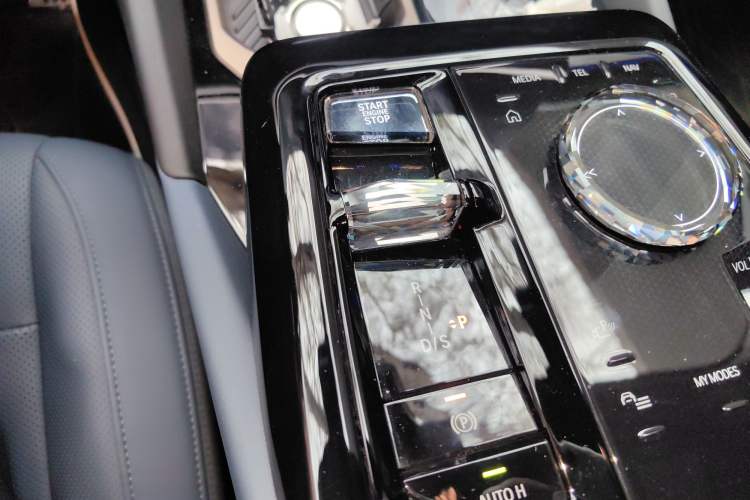 Used BMW 5 Series 2024 530Li Luxury Edition M Sport Package
