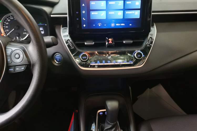 Used Toyota Levin 2021 Dual-Engine 1.8H E-CVT Luxury Edition Audio And AC Panel