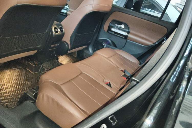 Used Mercedes-Benz GLB 2021 GLB 200 Dynamic Edition Left Rear Seat