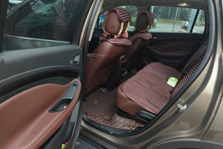 Used Buick Envision 2017 20T Two-Wheel Drive Luxury Model
