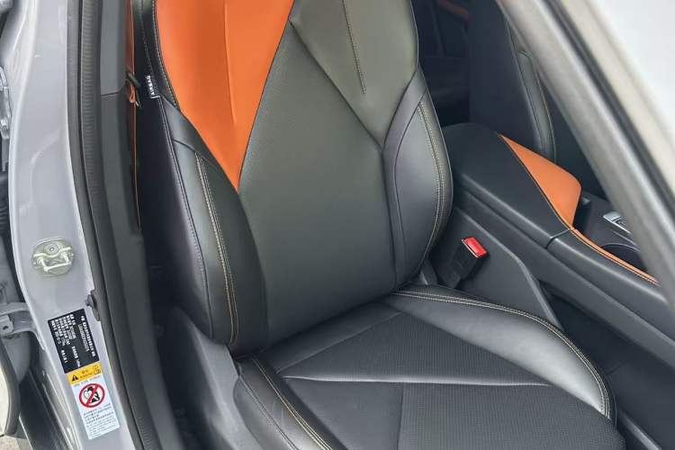 Used Changan UNI-V 2022 1.5T Prestige Version