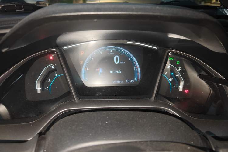 Used Honda Civic 2021 HATCHBACK 220TURBO CVT New Trendsetter