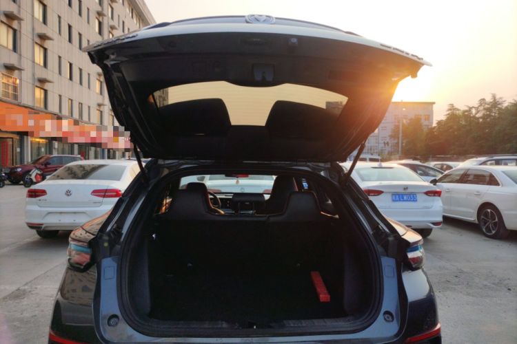 Used CHANGAN UNI-T 2020 1.5T Prestige Version
