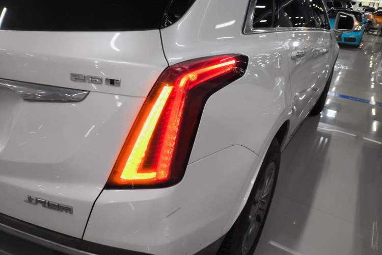 Used Cadillac XT5 2020 28T Luxury Version