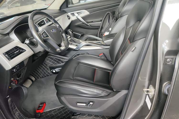 Used Geely Auto Emgrand X7 Sport 2018 1.8TD Automatic Two-Wheel Drive Smart Connect 4G Internet Edition