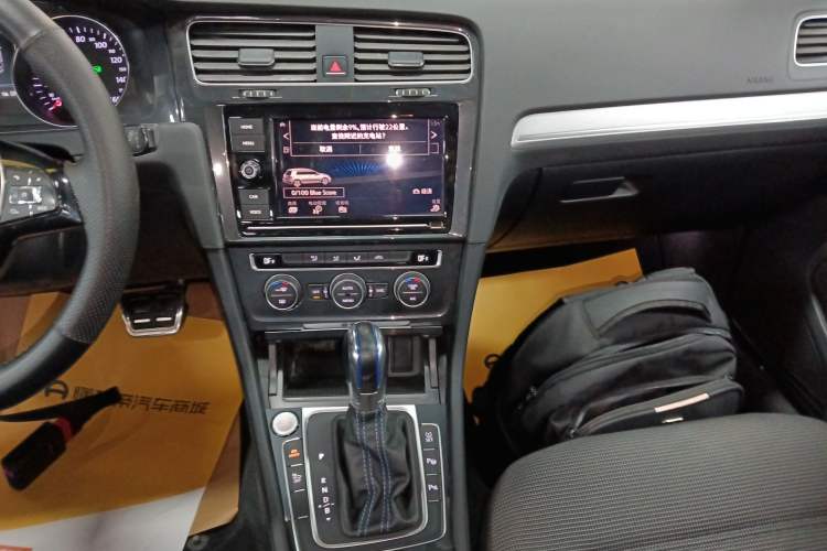 Used Volkswagen Golf Pure Electric 2020 Chari
