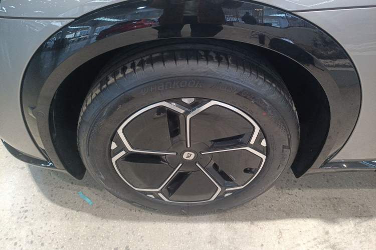 Used Xiaomi Auto YU7 2025 Ultra-Long Range Rear-Wheel Drive Version