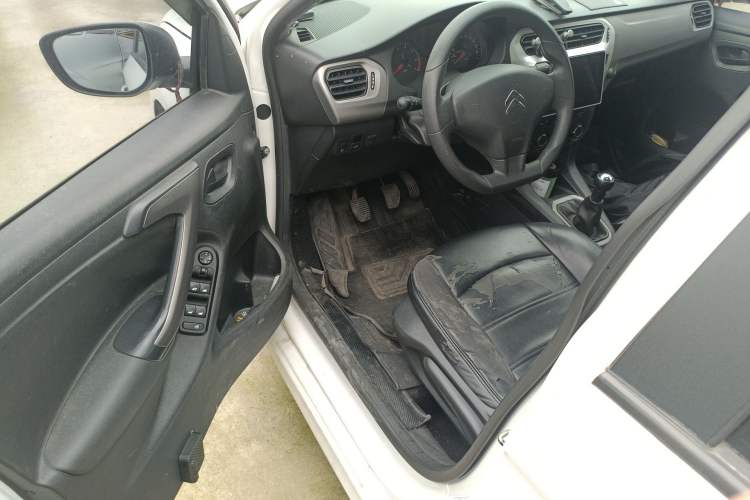 Used Citroen Elysee 2018 Revised Version 1.6L Manual Fashion Edition Driver Seat