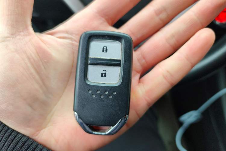 Used Honda Jade 2017 1.8L automatic Comfort version 5 seats
