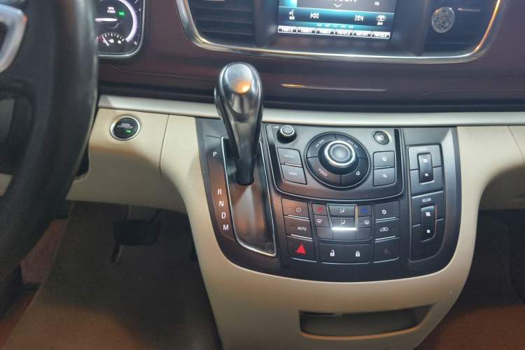 Used Buick GL8 2017 25S Luxury Version China V Standard