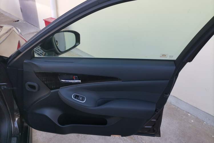 Used Toyota Crown 2015 2.0T Fashion Edition