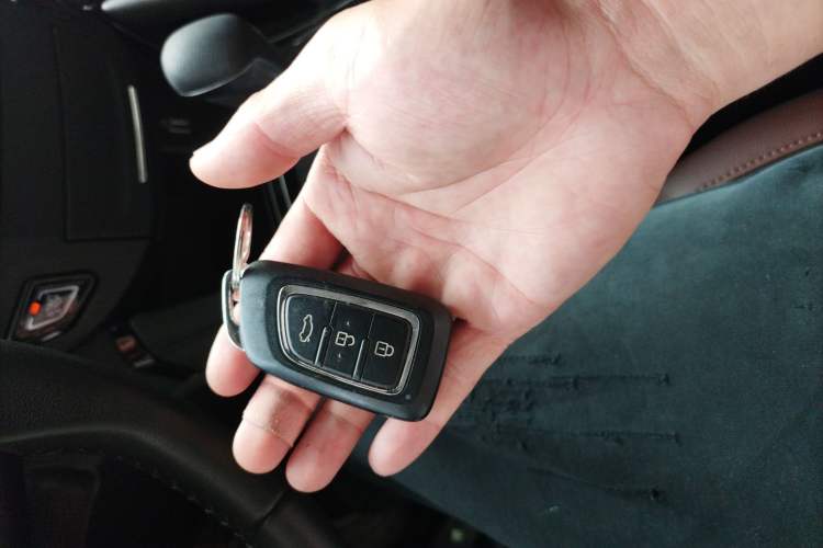 Used Dongfeng Aeolus AX7 2018 Classic 1.6T Automatic Luxury Model
