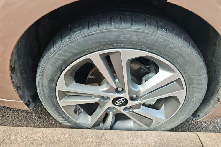 Used Hyundai Elantra (6th Generation / Lingdong) 2016 1.6L Automatic ZhiXuan – Elite Version Right Front Wheel Hub