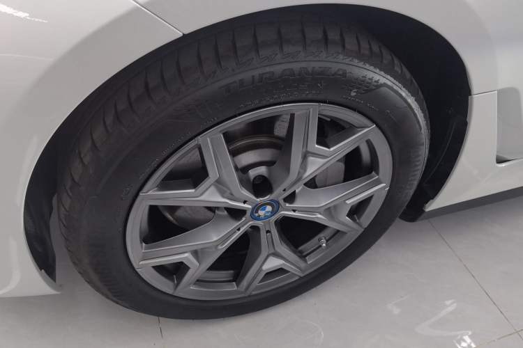 Used BMW i3 2024 eDrive 35 L
