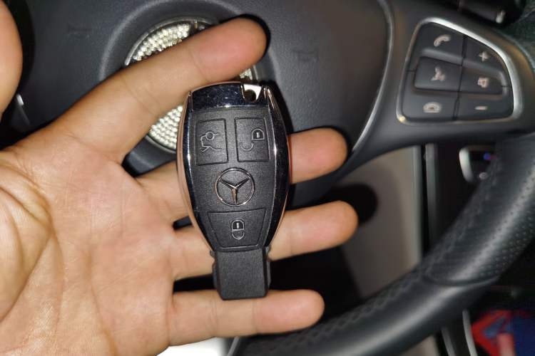 Used Mercedes-Benz C-Class 2017 Restyled C 180 L Fashion Edition Sport Version