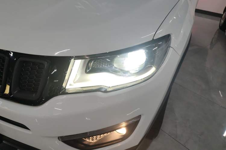 Used Jeep Compass 2017 200T Automatic Family Edition