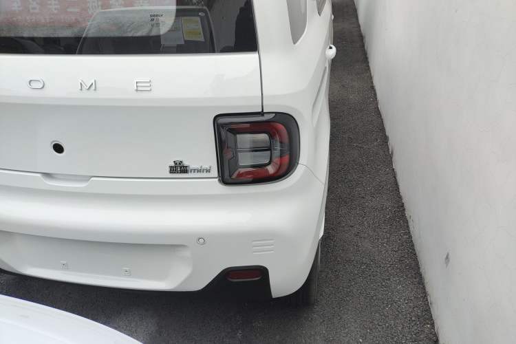 Used Geely Galaxy Panda 2024 Panda Mini 200km Endurance Bear