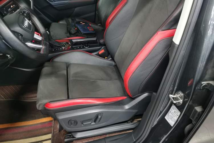 Used Audi Q3 2019 45 TFSI quattro Luxury Dynamic Edition Left Front Seat