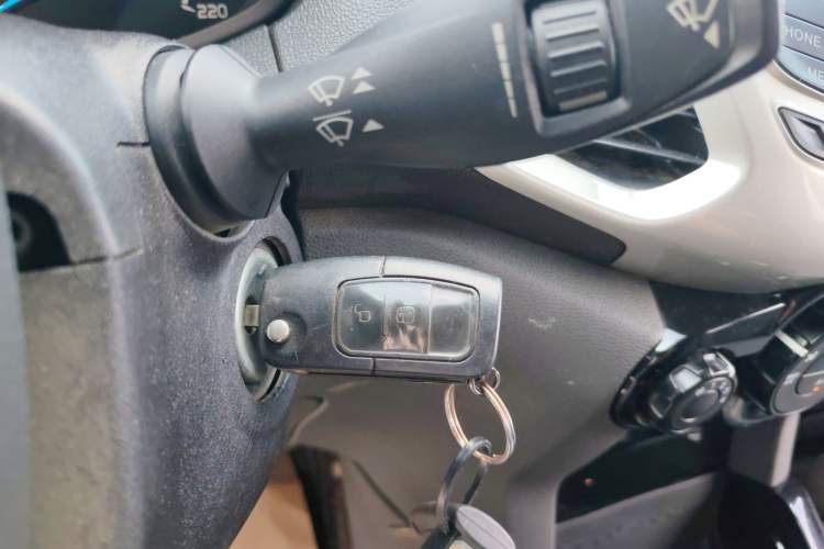 Used Ford EcoSport 2013 1.5L Manual Fashion Model