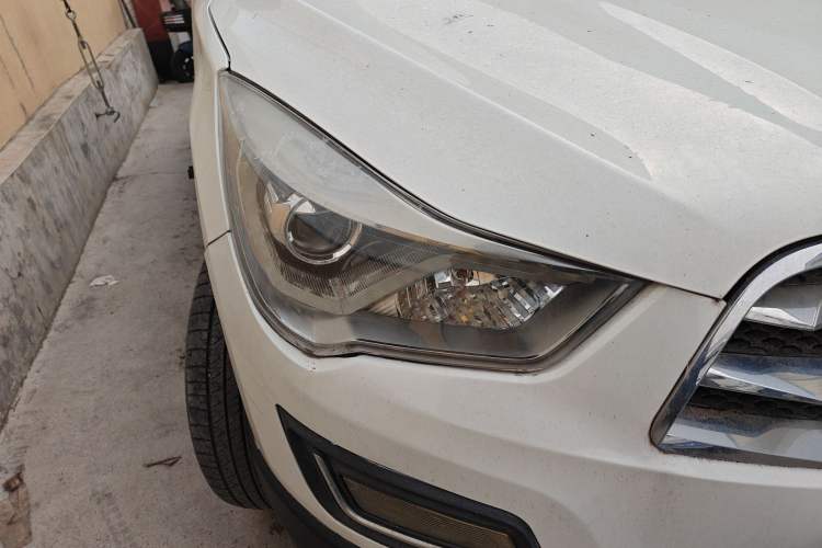 Used Haima S5 2018 1.6L Manual Luxury Model Right Front Headlight