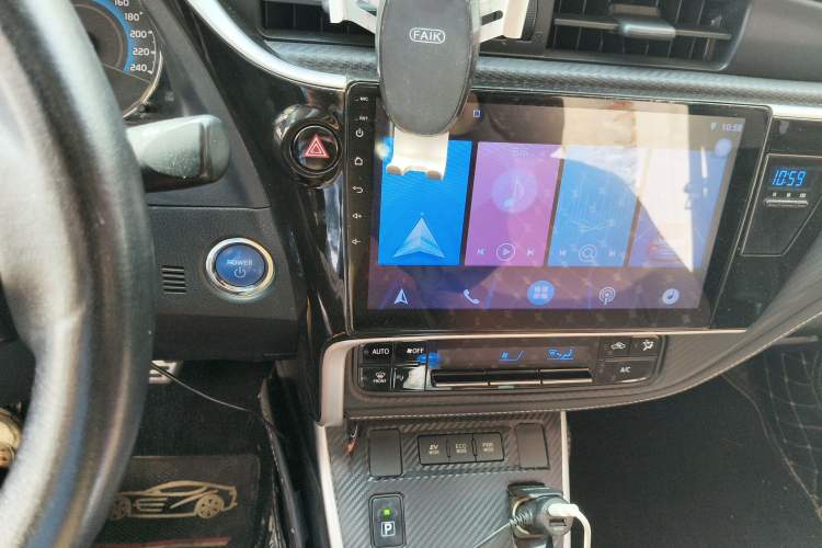 Used Toyota Levin 2017 Revised Dual-Engine 1.8H GS E-CVT Elite Sunroof Version China V Standard Audio And AC Panel