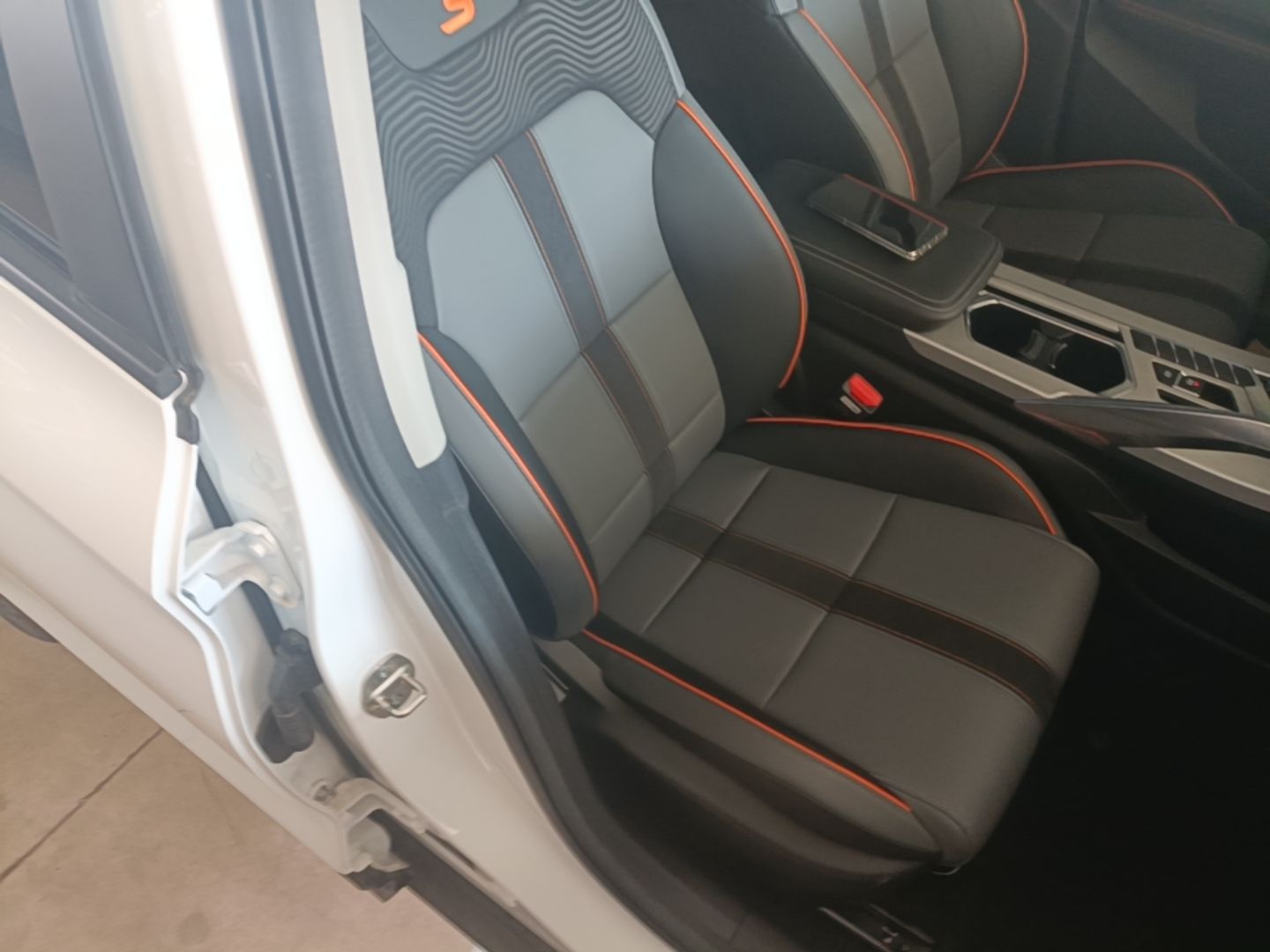 Geely Auto Coolray 2024 1.5T DCT Longteng Edition — снимка 19