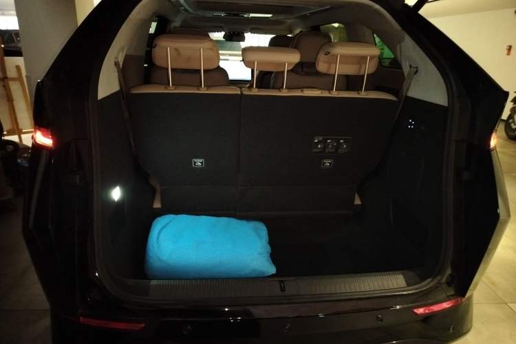 Used XPeng X9 2025 740 Ultra-Long Range Max