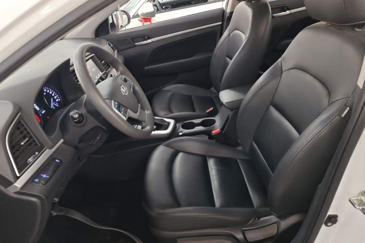 Used Hyundai Elantra (6th Generation / Lingdong) 2016 1.6L Automatic ZhiXuan – Elite Version Left Front Seat