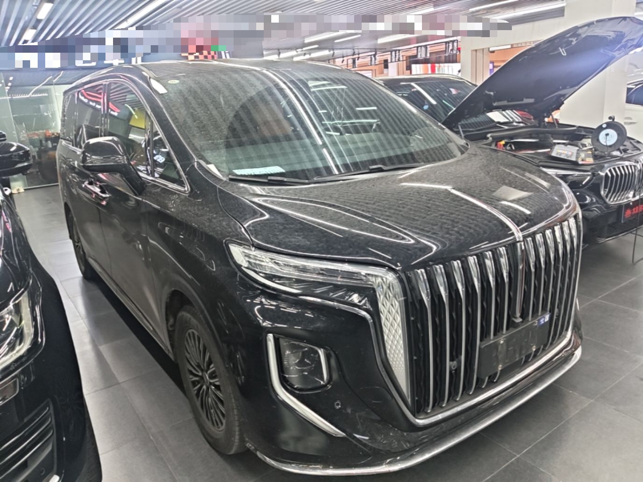Hongqi HQ9 PHEV 2026 Model 2.0T Four-Wheel Drive Prestige Edition — снимка 3
