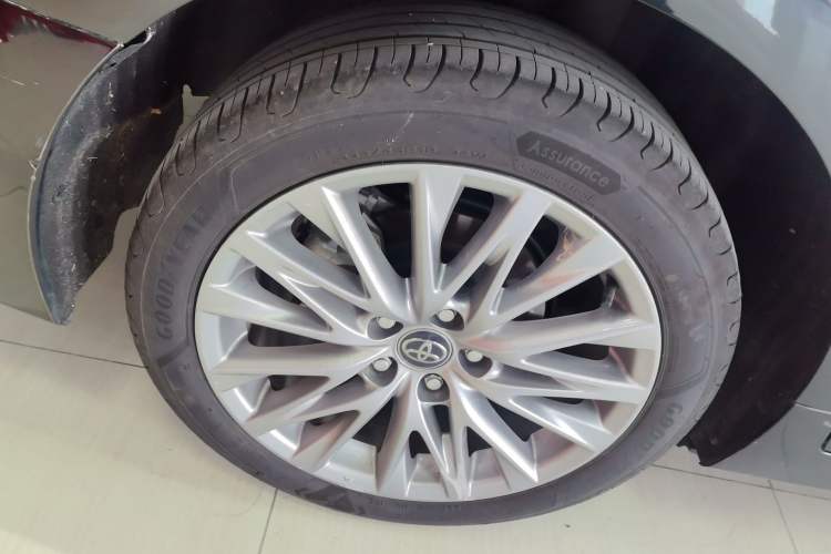 Used Toyota Avalon 2024 2.0L Luxury Edition
