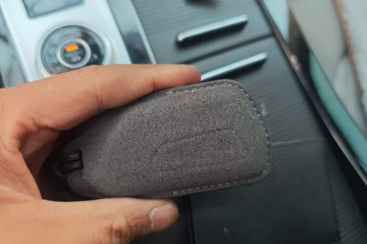 Used Volkswagen Tavendor 2024 380TSI All-Wheel Drive R-Line Cruise Edition Vehicle Key