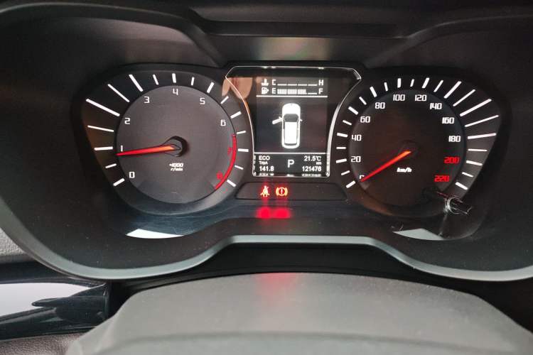 Used GAC Trumpchi GS4 2015 200T G-DCT Luxury Edition Odometer Close Up