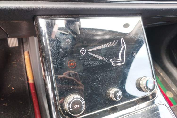 Used NETA U 2023 NETA U-Ⅱ Challenge Edition 400 U Show – Lithium Iron Phosphate
