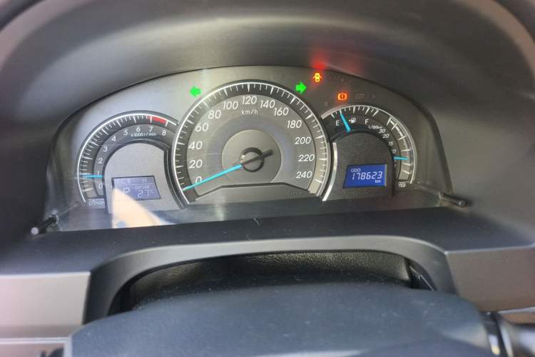 Used Toyota Camry 2016 2.0E 10th Anniversary Elite Edition