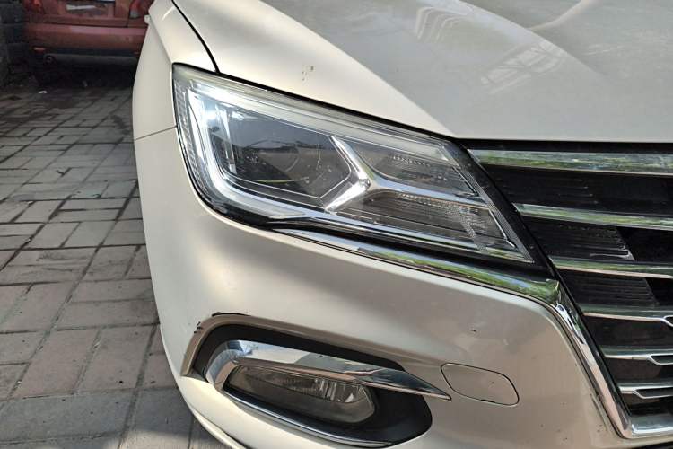 Used Roewe i5 2019 1.5L Automatic 4G Connected Langhao Edition Right Front Headlight