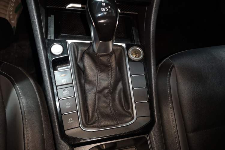 Used Volkswagen Sagitar 2020 280TSI DSG Comfort Version China VI Standard
