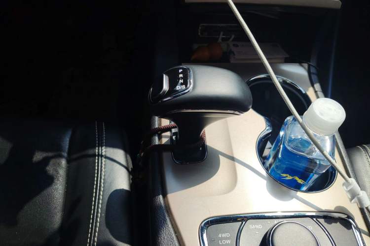 Used Jeep Grand Cherokee 2014 3.0L Comfort Navigation Edition